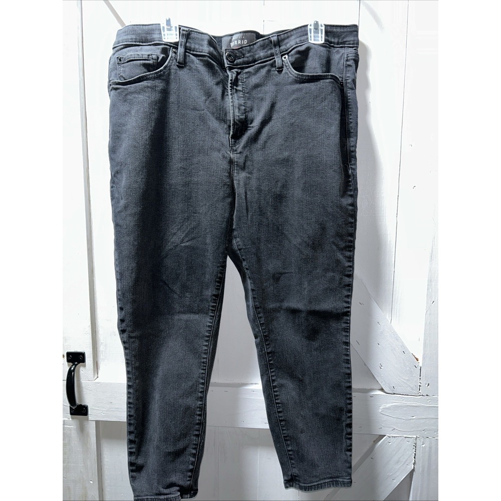 Torrid Premium Black Sky High Skinny Crop Denim Stretch Jean Size 20